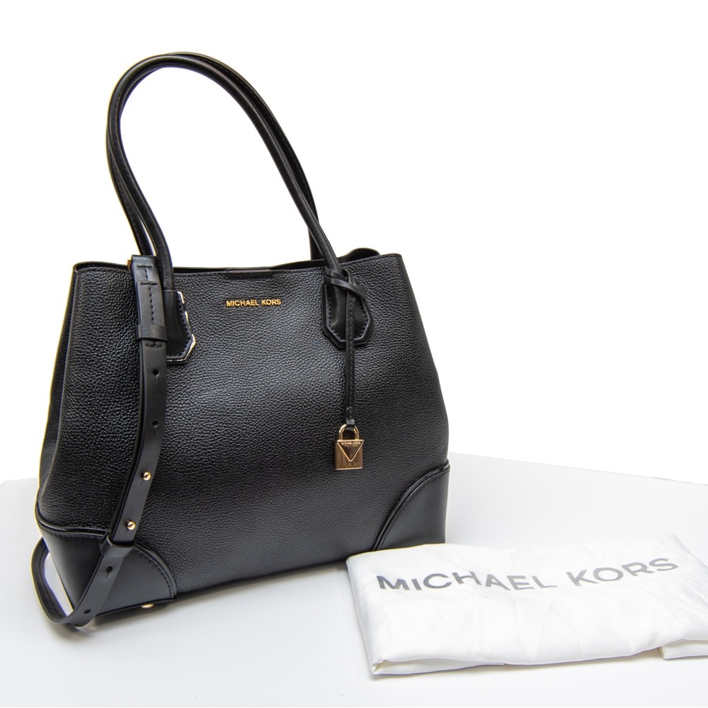 Like new Michael Kors handbag